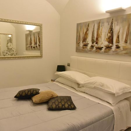 Conte Max Rooms Termoli Esterno foto