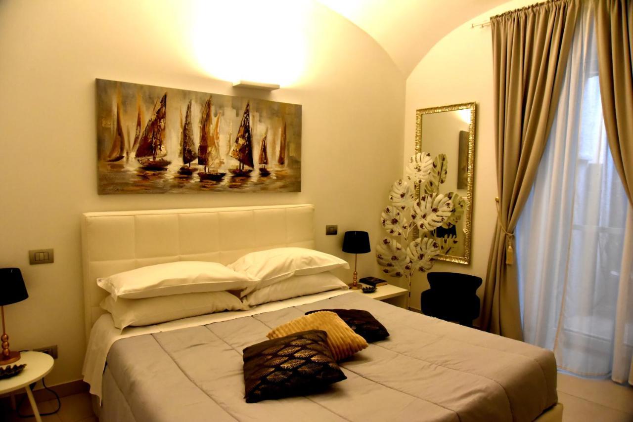 Conte Max Rooms Termoli Esterno foto